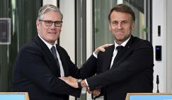 «До последнего европейца!»: Макрон и Стармер рвутся поиграть в войнушку