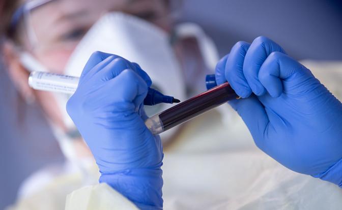 Врач назвала анализ крови, который нужно сдать после новогодних праздников Врач назвала анализ крови, который нужно сдать после новогодних праздников