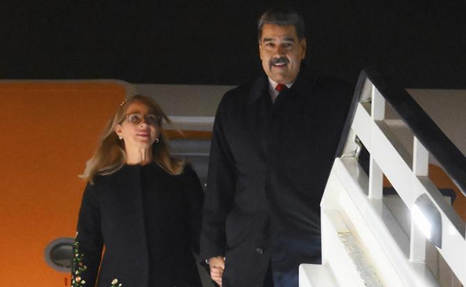 На фото: президент Венесуэлы Николас Мадуро с супругой Силией Флорес