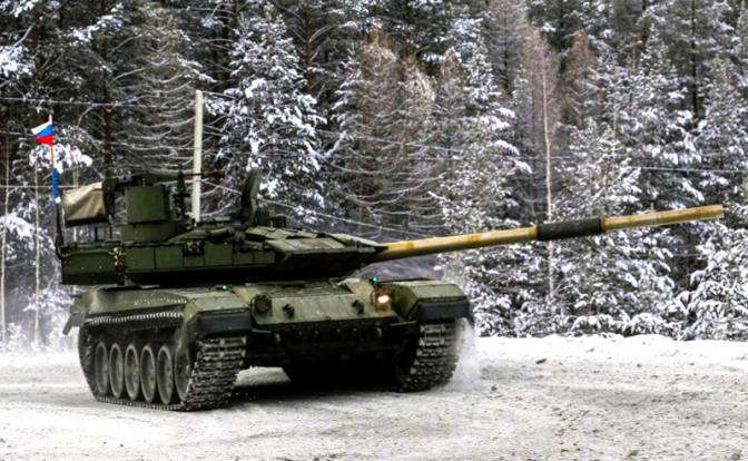 На фото: ОБТ Т-90М2 «Рывок-1» - перспективный российский танк.