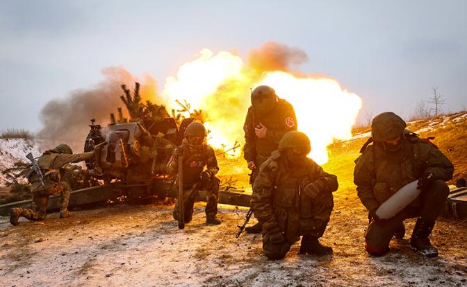 «Мы на пределе, москаль давит»: ВСУ остервенело бьются за Лиман, но город сжимают «русские клещи»