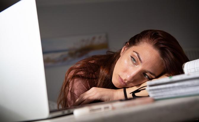 Названы психологические приемы для перехода на рабочий ритм после праздников