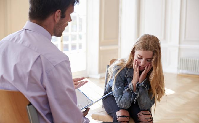 Платные уши: услуга "нытинга" стала популярна в ХМАО