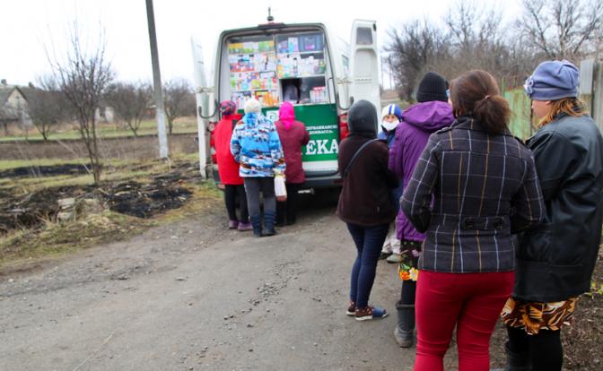 Все для людей! «Единая Россия» гордится тем, что в отдаленные села передвижные аптечки пустят