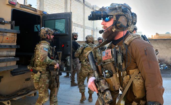 Битва за Иран: Слишком многое указывает, что она неотвратима и скоро грянет. Трамп хитрит