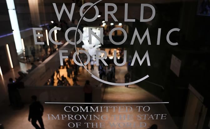 Уиткофф, Кушнер и Дмитриев прибыли в павильон США в Давосе