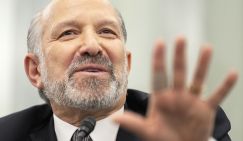 Слова министра торговли США вызвали переполох на ужине в Давосе