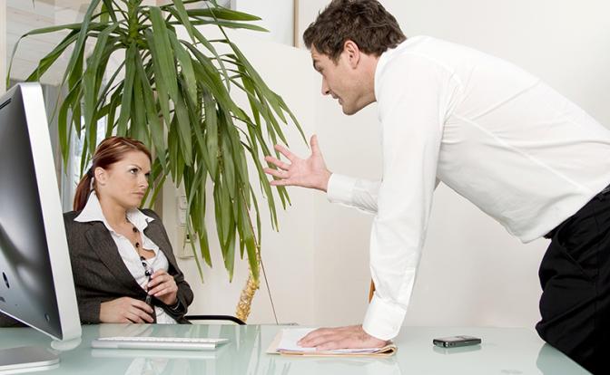 Юрист рассказала, как бороться с абьюзом на работе