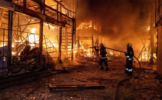 "Удар возмездия-24": Каждая «ночь кошмаров» делает ситуацию в украинских городах всё ближе к полной катастрофе