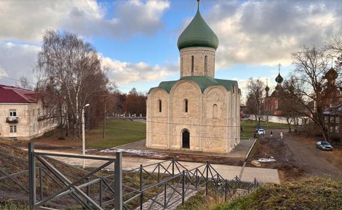 На фото: вид на Переславль-Залесский