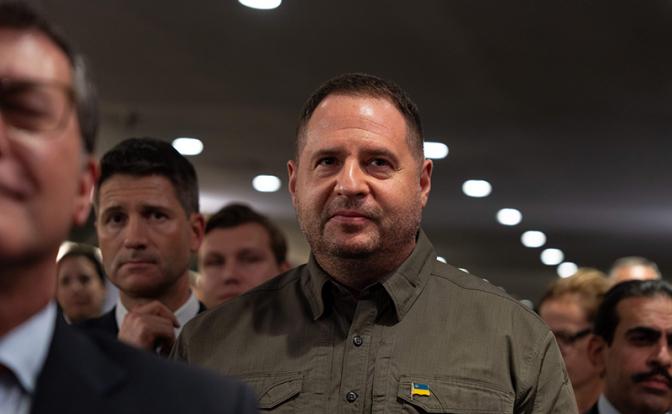 На фото: бывший глава офиса президента Украины Андрей Ермак