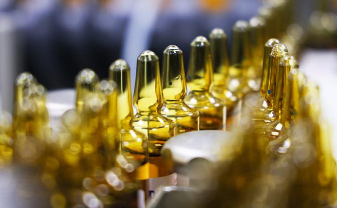 Без советов Малышевой и Мясникова: «Чудо-таблетка» для похудения бьет рекорды продаж. Как «гербалайф»