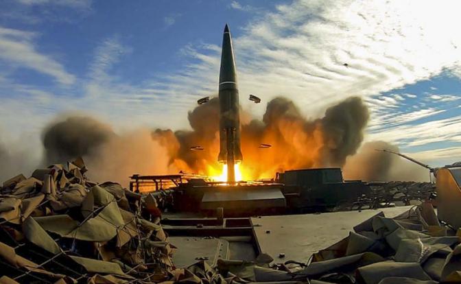 Киев - ночью кошмар, днем - каменный век: “На этой неделе на Украину обрушится удар невиданной ранее силы”, уверены в Незалежной