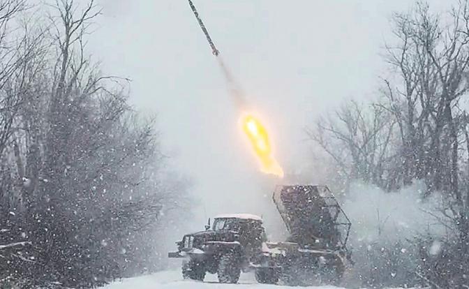 Сводки СВО, 29 января, главное: Город Запорожье подвергается ударам РСЗО “Торнадо-С”. Фронт подошел вплотную к столице региона