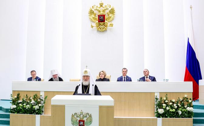 Патриарх дал понять сенаторам, что в стране следовало бы поменять правила бизнеса