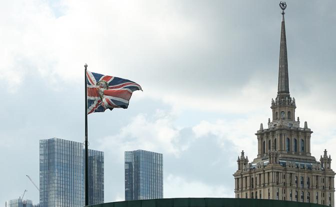 Великобритания отзывает аккредитацию у российского дипломата