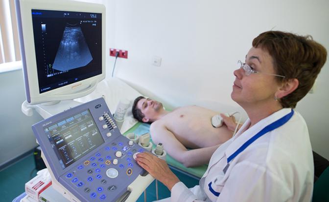 Озвучены тревожные симптомы для проверки желудка и кишечника