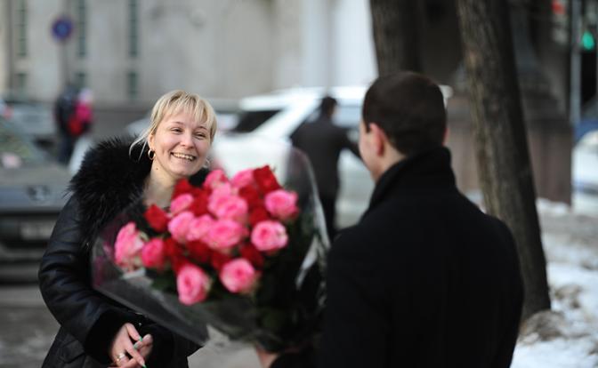 МВД предупредило о новых схемах мошенников перед Днем святого Валентина