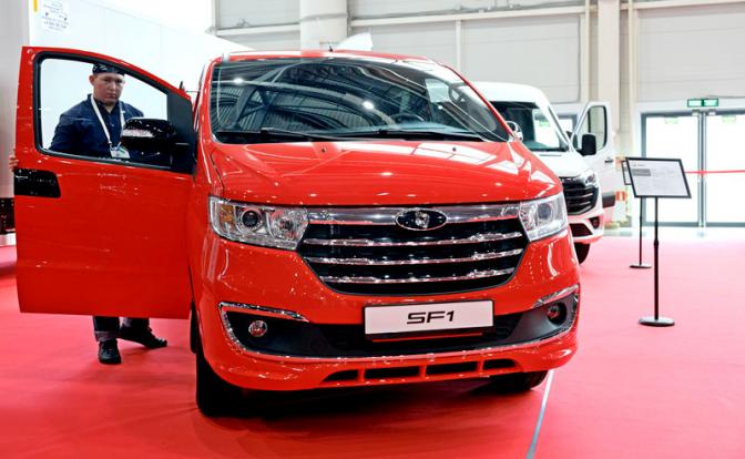 На фото: Sollers SF1.