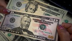 Стал известен курс доллара в России на старте недели