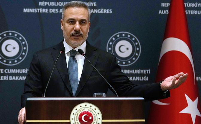 На фото: глава МИД Турции Хакана Фидана