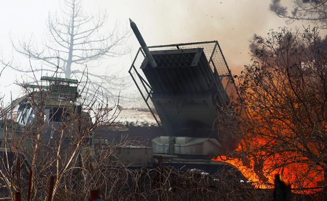 Сводки СВО, 13 февраля, главное: Битва за Святогорск – враг превратил город-лавру в «Часик»