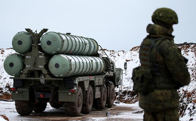 Американский расчет “Хаймарса” попал под наш С-400 и “погиб в автокатастрофе”