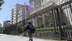 Александр Широкорад: Сдача Россией Кубы сразу сделает мир однополярным