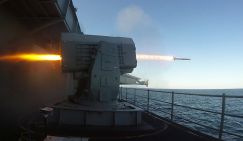 Александр Зимовский: Авианосец USS Abraham Lincoln отразил 4 ракеты. У Ирана их еще около 3000, разных