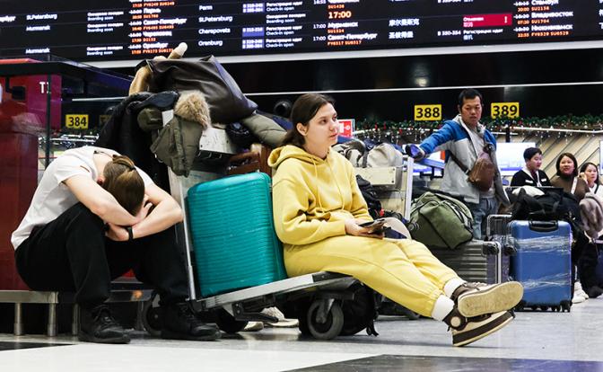 Эксперт рассказал о продлении действия страховки застрявшим на Ближнем Востоке клиентам