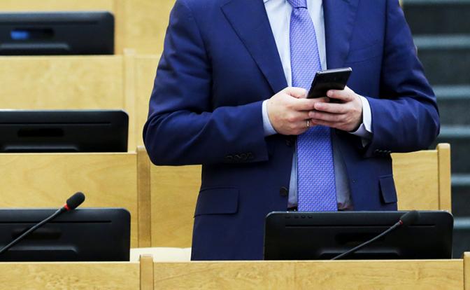 Депутаты Госдумы РФ столкнулись с блокировкой аккаунтов Apple