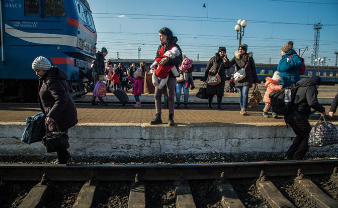 Коалиция мазохистов: 10 стран НАТО объединились, чтобы сообща пасть жертвами «русских варваров»