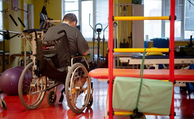 Избыточная помощь: «Единая Россия» завалила законопроект КПРФ о поддержке инвалидов, про СВО как бы "забыли"