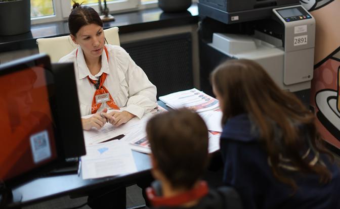 «Скрытая Россия»: миллионы людей заняты неполный рабочий день или вовсе трудятся нелегально