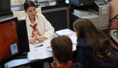 «Скрытая Россия»: миллионы людей заняты неполный рабочий день или вовсе трудятся нелегально