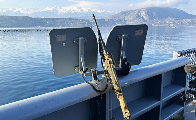 "Суэцкий канал? Вычеркиваем!": Хуситы шуганули авианосец "Дж. Форд" и готовы закрыть кратчайший путь из Европы в Азию