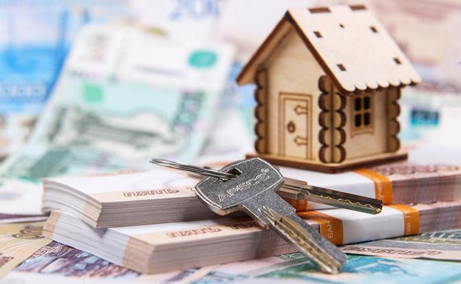 Без жилья и без денег: Россияне стали распродавать кредитные квартиры, не вытягивая платежи по договорам