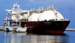 Удушливый газ: СПГ берет ЕС за горло, но Европа лучше угробит заводы, чем отменит санкции "против Путина"