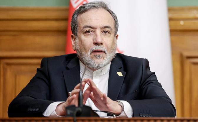 На фото: министр иностранных дел Ирана Аббас Аракчи