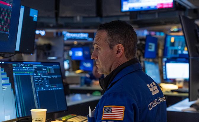 Зона сплошной турбулентности: Нефть без цены, сделки остановлены, 20% поставок под угрозой