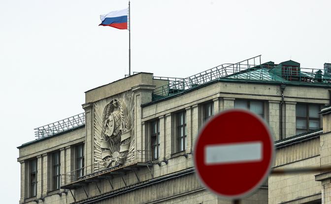 Ленин и Жириновский: «Единая Россия» расставляет свои приоритеты, внося очередные поправки к законам