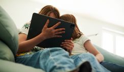 Взамен смартфона – «Пушкинская карта»