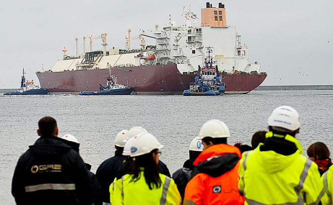 На экономическую агонию Европы можно будет полюбоваться уже через месяц, считает Кирилл Дмитриев