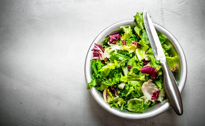 Россиянам рассказали, что обязательно надо есть весной