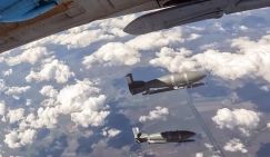 Началось окружение Доброполья северным охватом: На ВСУ обрушился ФАБопад невиданной силы