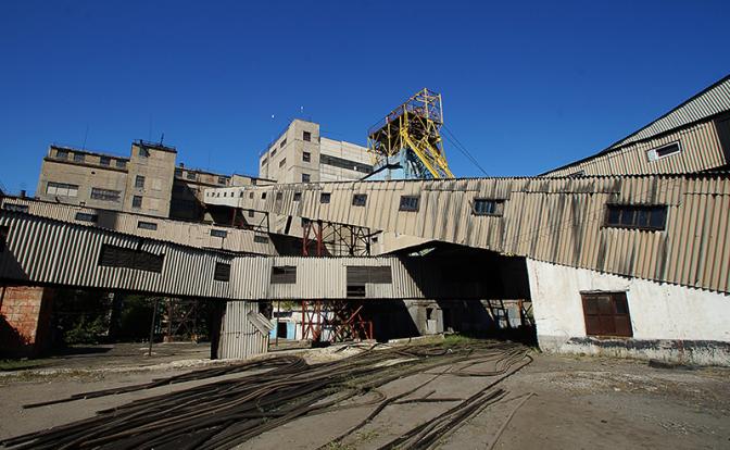На фото: шахта "Белореченская" в Луганской области