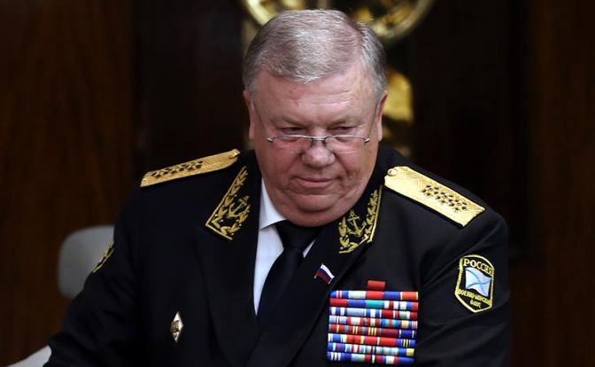 На фото: экс-командующий Черноморским флотом адмирал Владимир Комоедов 