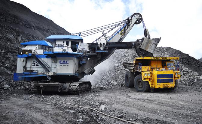 Дмитрий Довженко: Чудес не бывает, завтра на Кузбассе нефть, которая «сразу бензин», не найдут