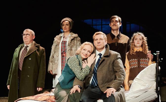 Пять вечеров: история, в которой прошлое возвращается, чтобы дать шанс настоящему