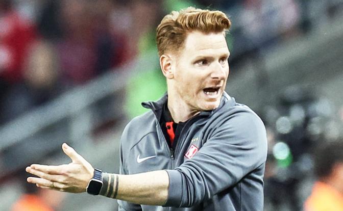 На фото: бывший главный тренер московского «Спартака» Гильермо Абаскаль.